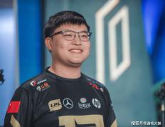 LOL官(guān)方正(zhèng)式(shì)宣布，名人堂入选顺序不看赛区，theshy有望成(chéng)为下一位(wèi)