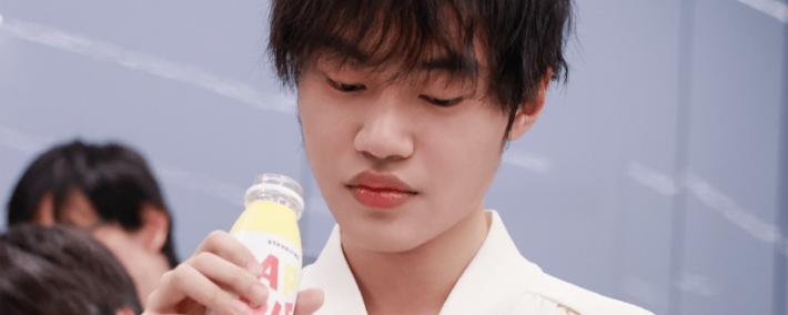 解(jiě)说米勒说出LPL困境，中(zhōng)单选手出现严重(zhòng)断档，新(xīn)生代实力都很菜