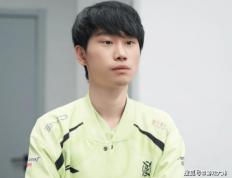 LOL热度严重下滑，多位职业选手都不想播(bō)了，纷纷直播(bō)玩(wán)其(qí)他遊(yóu)戏