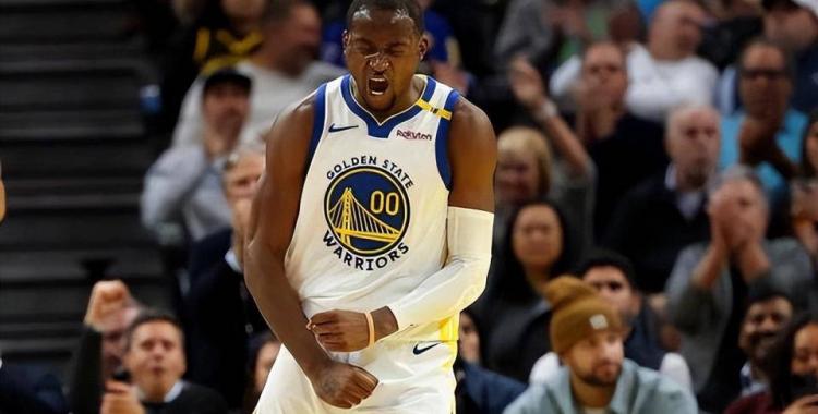 勇(yǒng)士将坚持(chí)不(bù)取消庫(kù)明加合同(tóng)中的球队选项