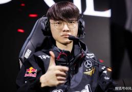 LOL传奇中單(dān)官(guān)宣(xuān)退役(yì)！連(lián)續(xù)8年进世界(jiè)赛，巅峰期把(bǎ)IG打(dǎ)到解散(sàn)