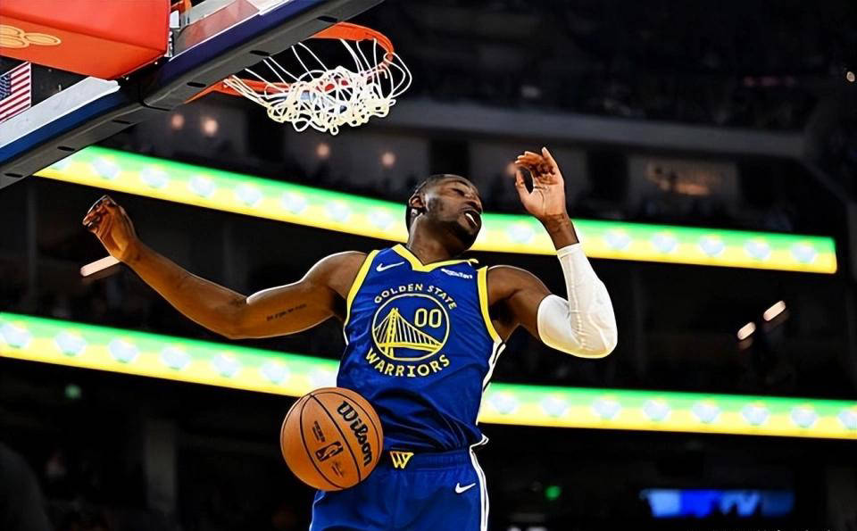 勇(yǒng)士将坚持(chí)不(bù)取消庫(kù)明加合同(tóng)中的球队选项