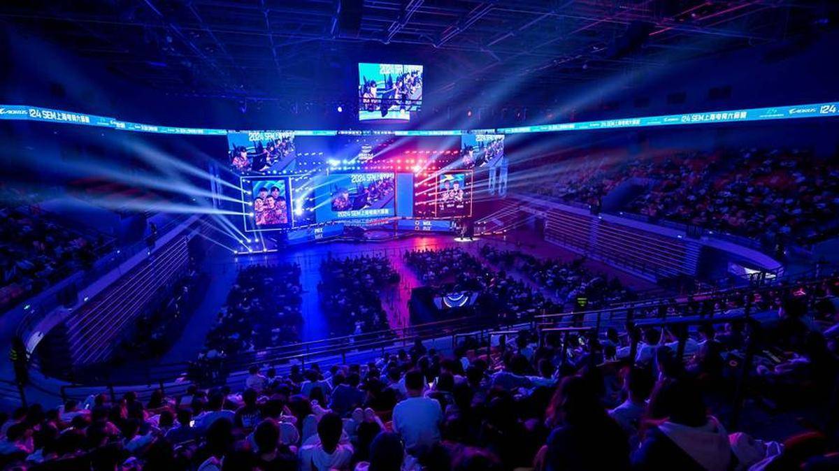 电竞盛(shèng)宴:揭秘顶级电竞赛事(shì)精(jīng)彩瞬间及(jí)幕(mù)后故事(shì)