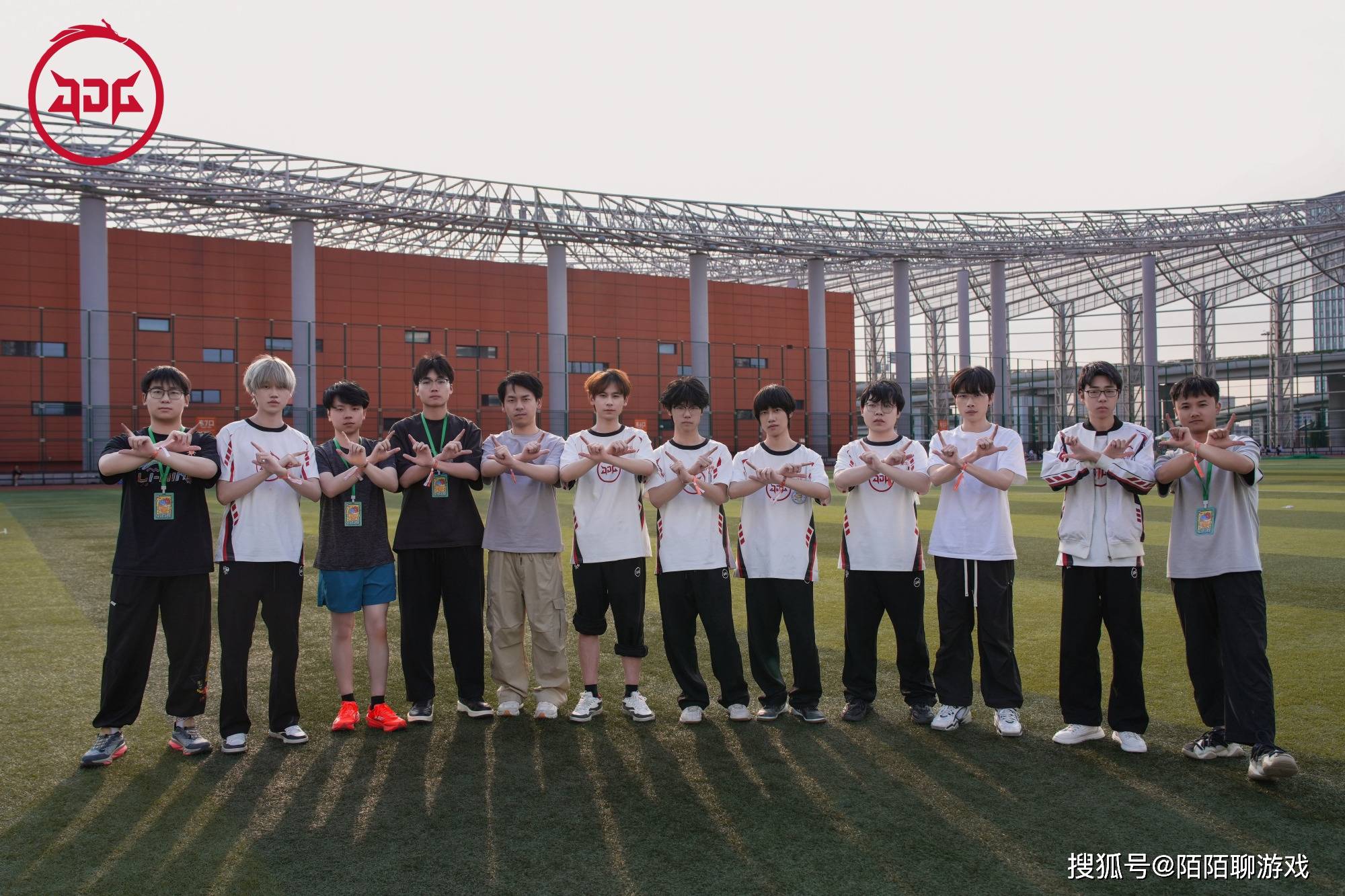 2025年(nián)KPL年(nián)总战队分析(xī):AG劍(jiàn)指7连冠,久哲轮換(huàn)值得期(qī)待,JDG沒(méi)戏!