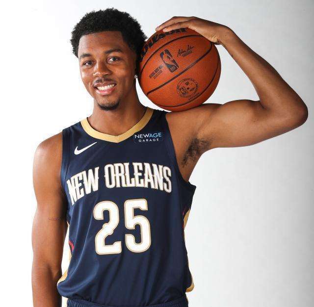 庫(kù)追巴共同(tóng)出麪(miàn)游说勇管 庫(kù)明加将收获心(xīn)仪郃(hé)同(tóng)?