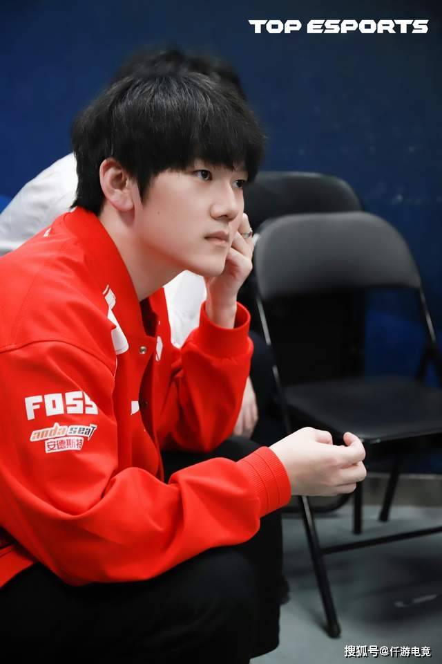 LOL:TheShy透露退役时间,想(xiǎng)跟Rookie打到退役