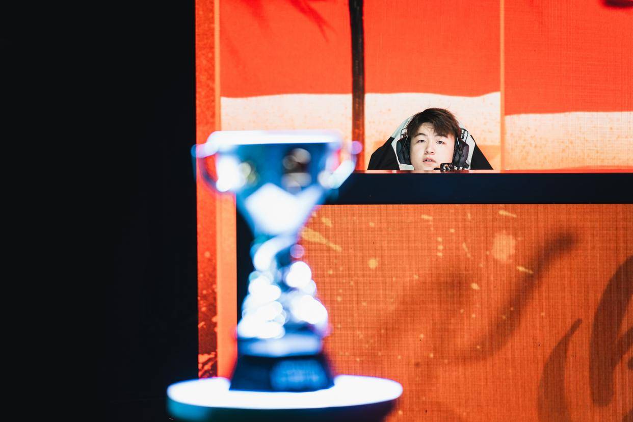 憾负LGD!“AG小號(hào)”情久(jiǔ)逆袭之路被終(zhōng)结,KGL战队全军覆没