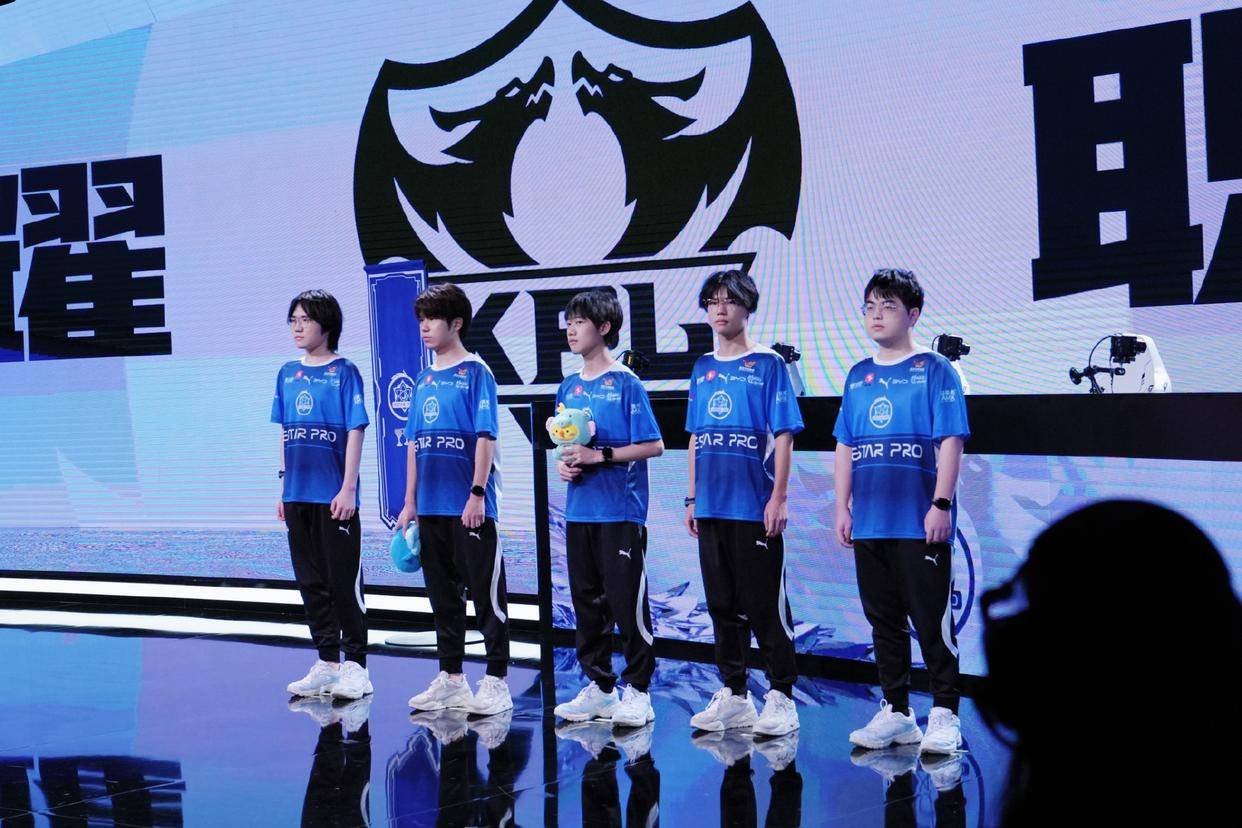 KPL败者组:JDG挑戰(zhàn)KSG迎(yíng)来赛季生死戰(zhàn),清融子阳再(zài)见已是对手