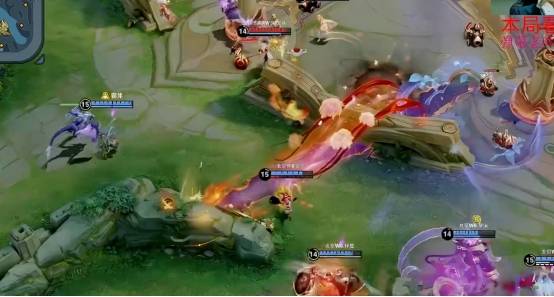 WB战术碾(niǎn)压RW侠，这游戯(xì)里排兵佈(bù)陣(zhèn)更精彩