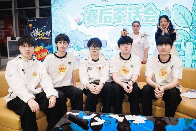 狼队大戰(zhàn)WB前(qián)瞻,小(xiǎo)胖(pàng)煖(nuǎn)陽(yáng)再交手,老林大戰(zhàn)SK,一笙是(shì)变数