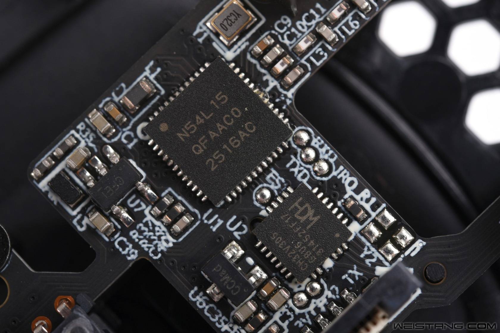 雷柏(bǎi)VT7二代(dài)新配色雙(shuāng)模电竞鼠标体验