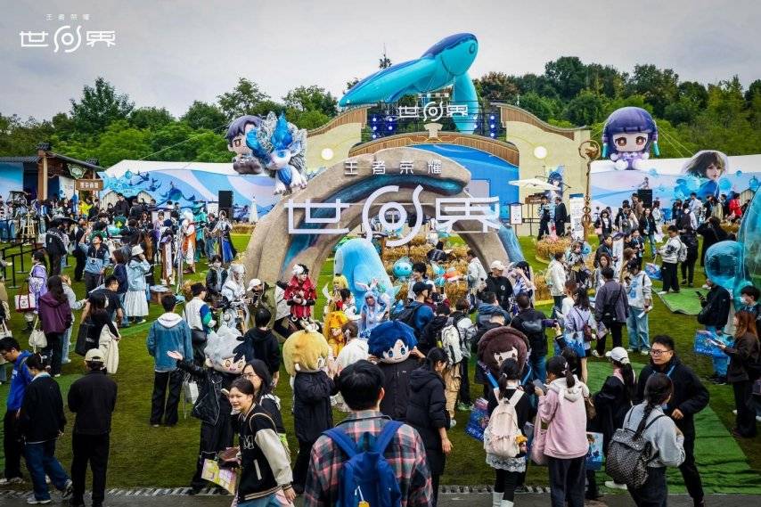 王者荣耀十周年(nián)重(zhòng)磅(bàng)官(guān)宣,《王者荣耀世界(jiè)》2026年(nián)春天(tiān)与玩家見(jiàn)面