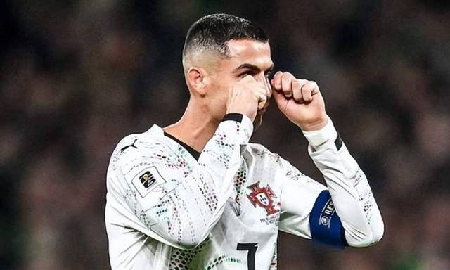 C罗红牌危机陞(shēng)级!面临FIFA重罚或無(wú)緣(yuán)世界杯前(qián)两場(chǎng)比赛