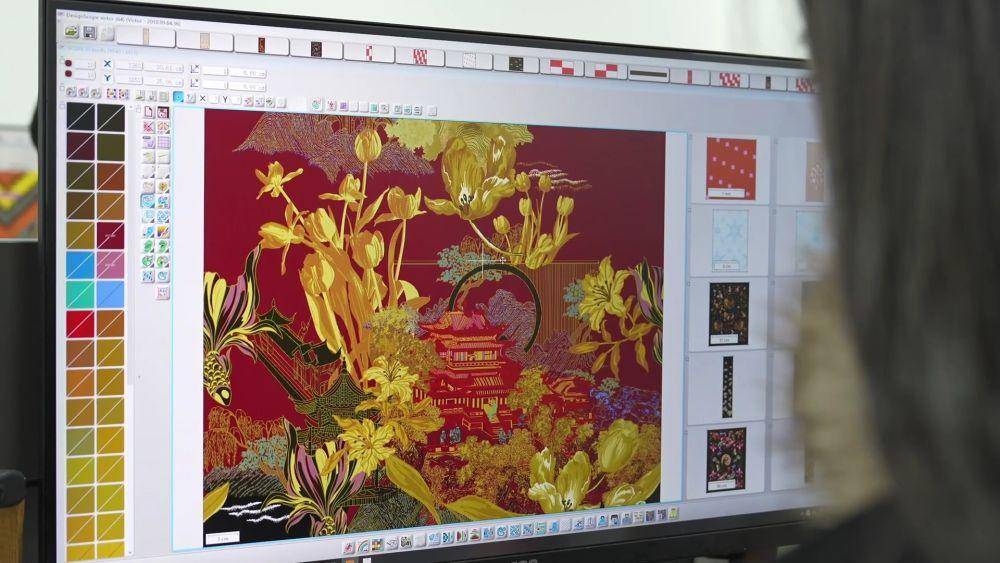 衣(yī)袂翩跹 汉服經(jīng)济的破圈(quān)与新生