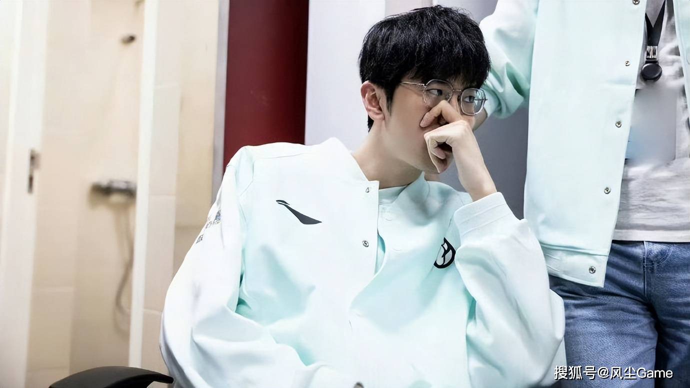 LPL转会期改革失败！6位一(yī)線(xiàn)选手休息，仅有3人参加競(jìng)拍(pāi)